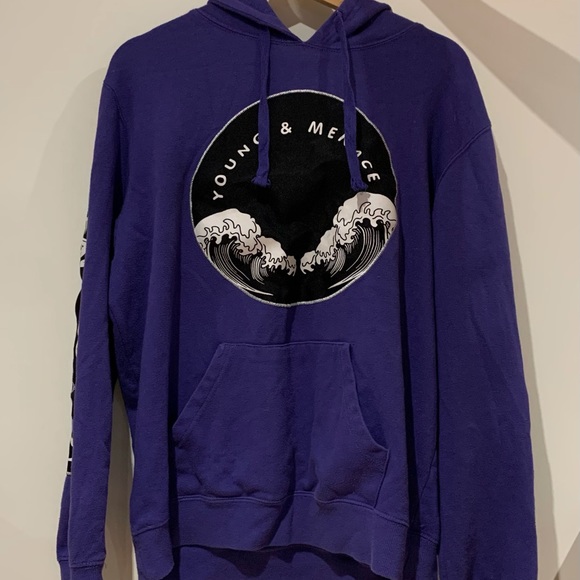 FALL OUT BOY MANIA HOODIE - Picture 1 of 3